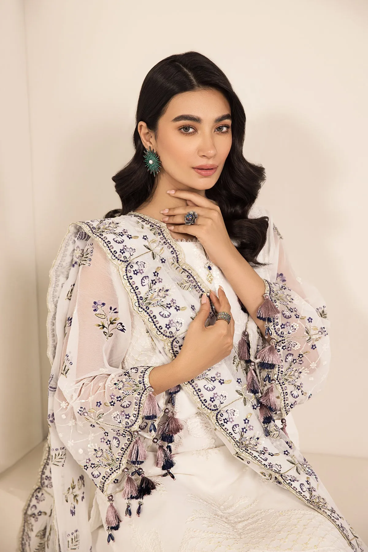 Alizeh Lamhay Festive Formal Collection – Embroidered Chiffon White - V15D07 - Abar