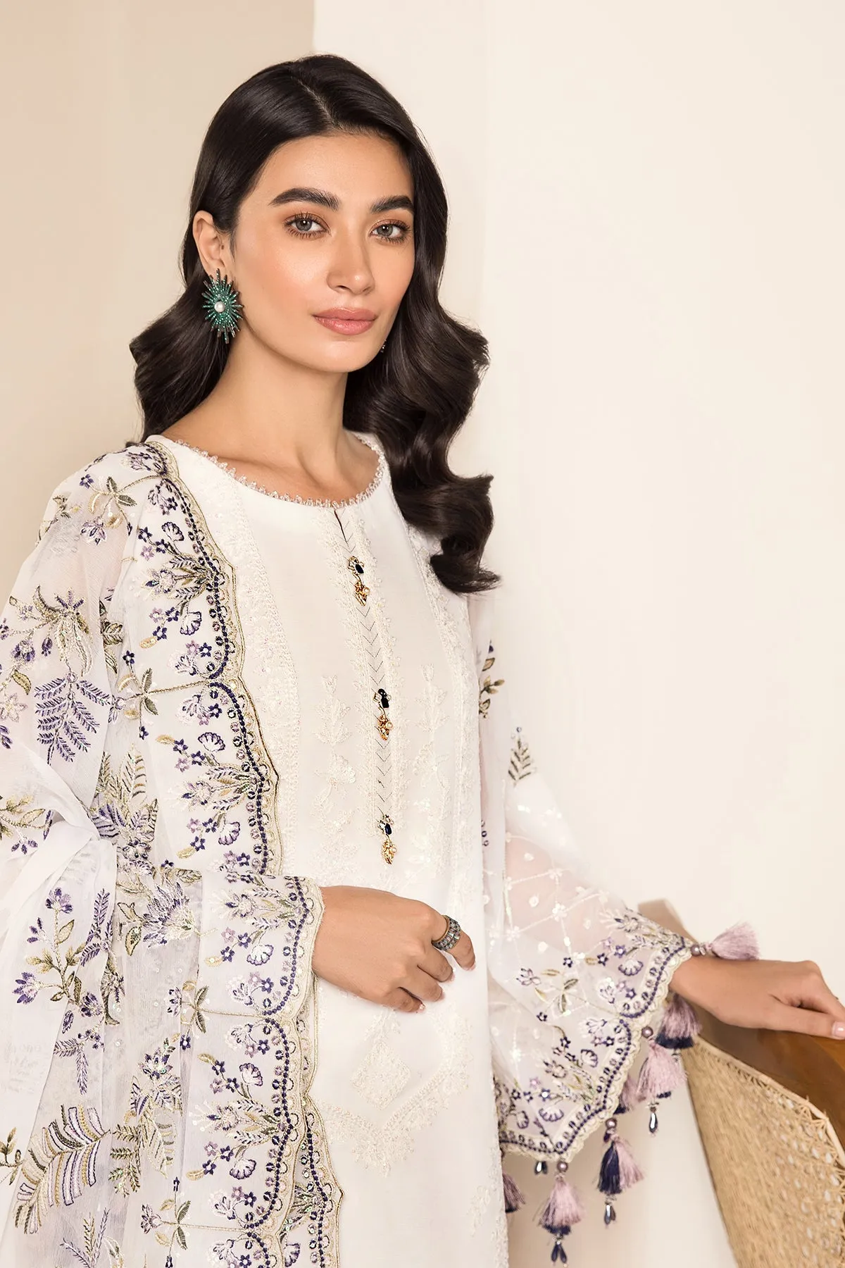 Alizeh Lamhay Festive Formal Collection – Embroidered Chiffon White - V15D07 - Abar