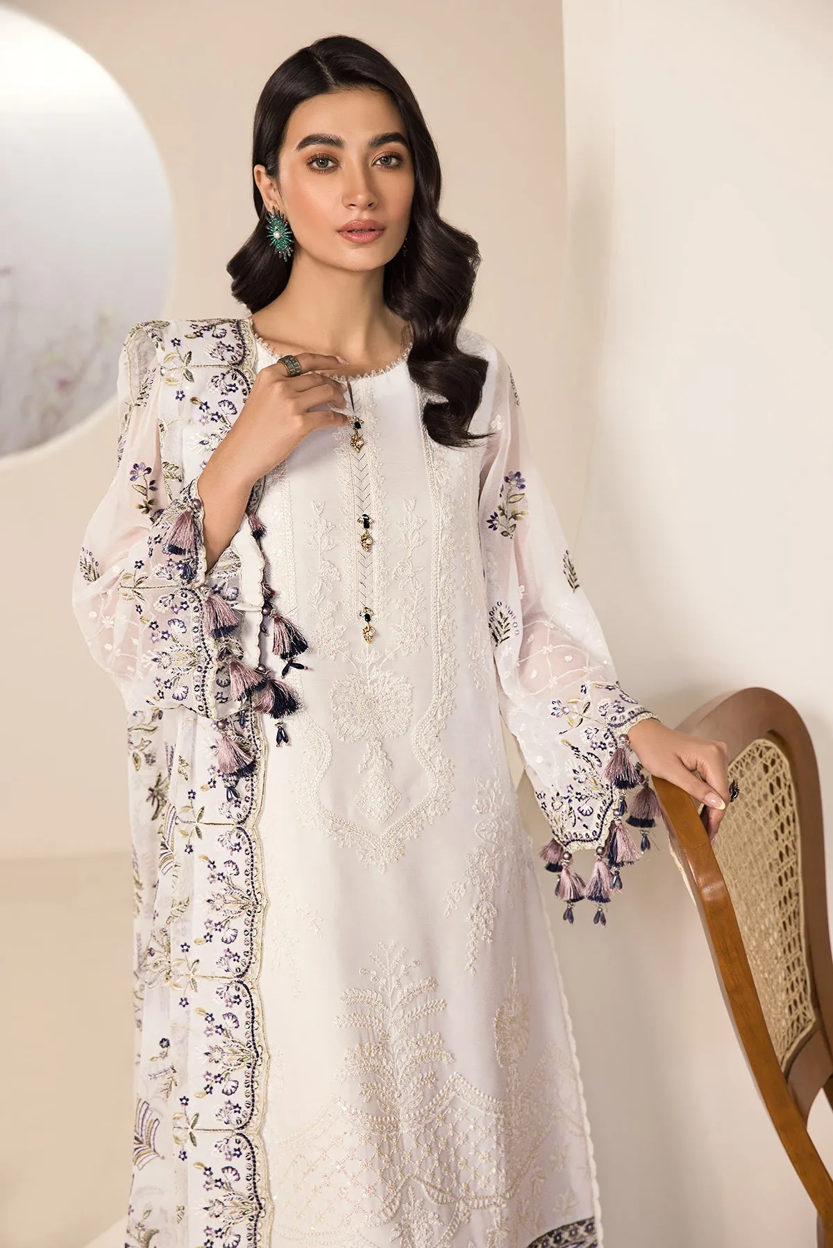 Alizeh Lamhay Festive Formal Collection – Embroidered Chiffon White - V15D07 - Abar