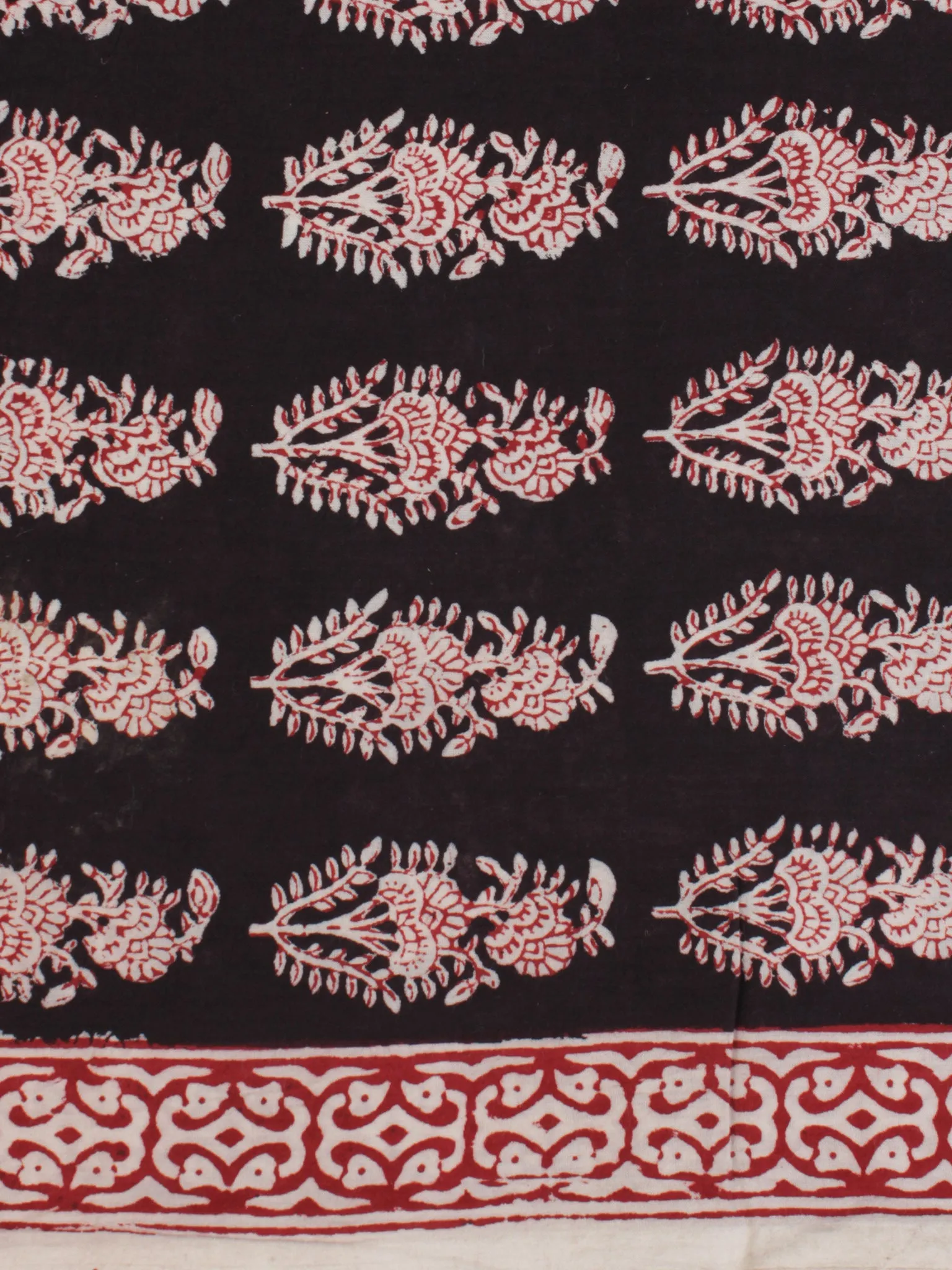 Black White Red Bagh Printed Cotton Fabric Per Meter - F005F2069