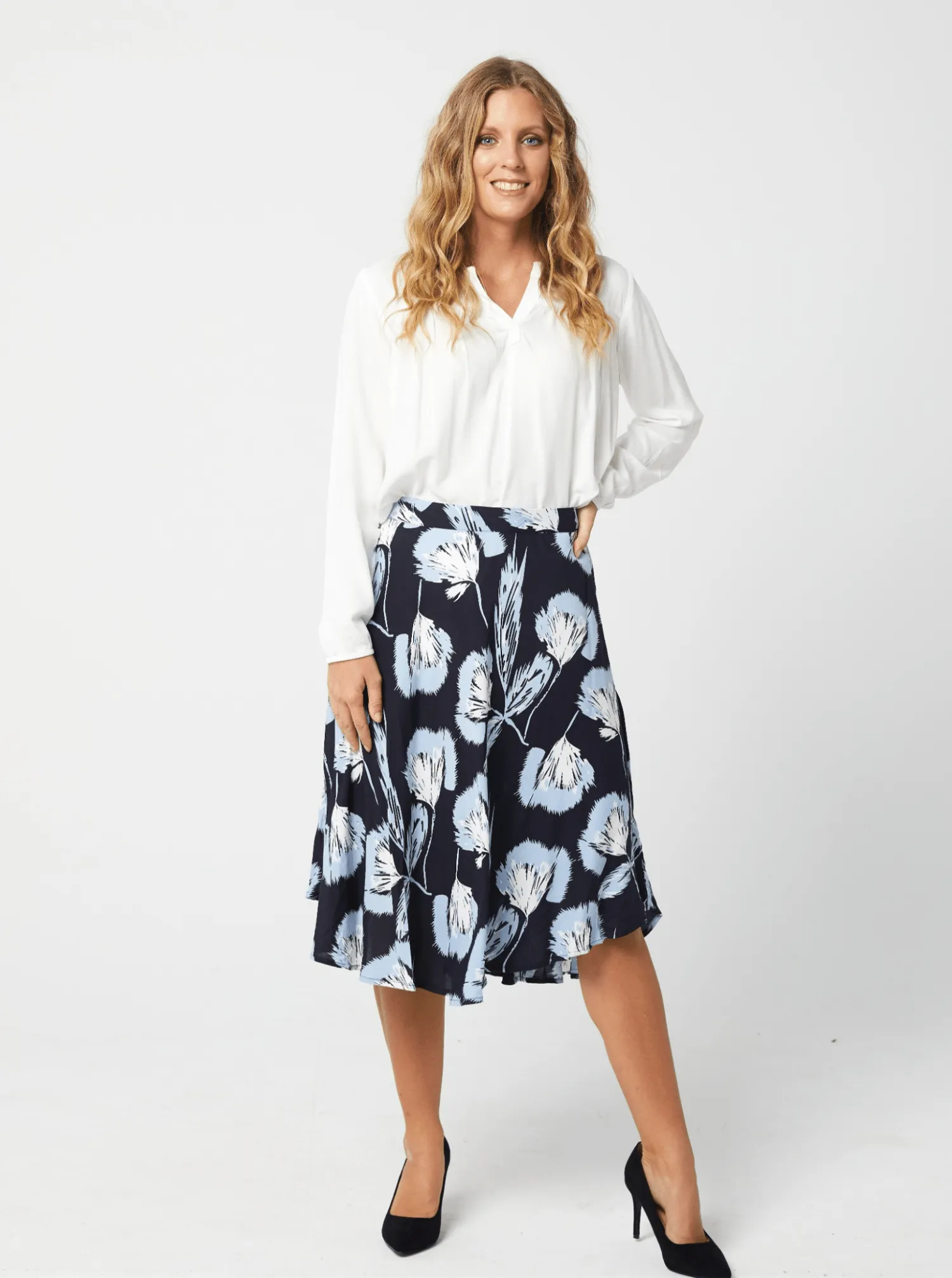 Blue Print Skirt | Ladies Skirt | Lotta Skirt - Navy Floral