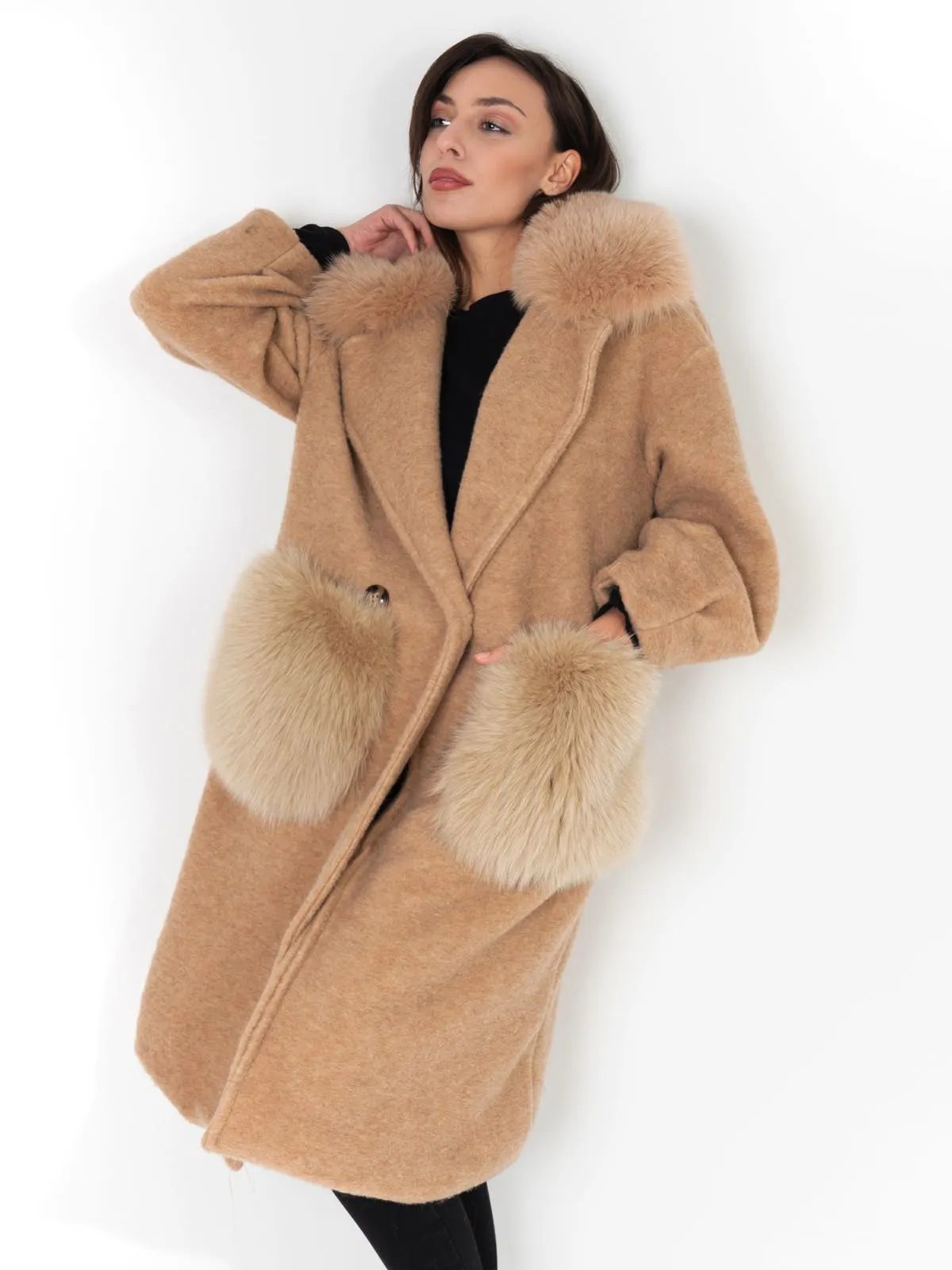 Coat fox Pockets And Neck Camel