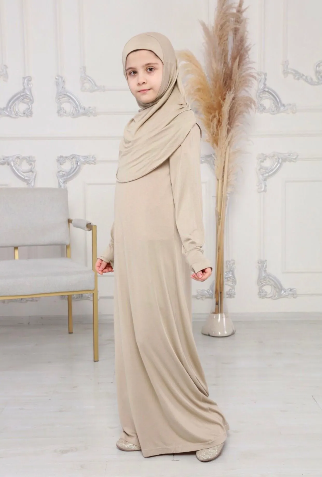 Girls - one piece - Prayer Dress in different shades    طقم صلاة للبنات قطعه واحدة بألوان متعدده