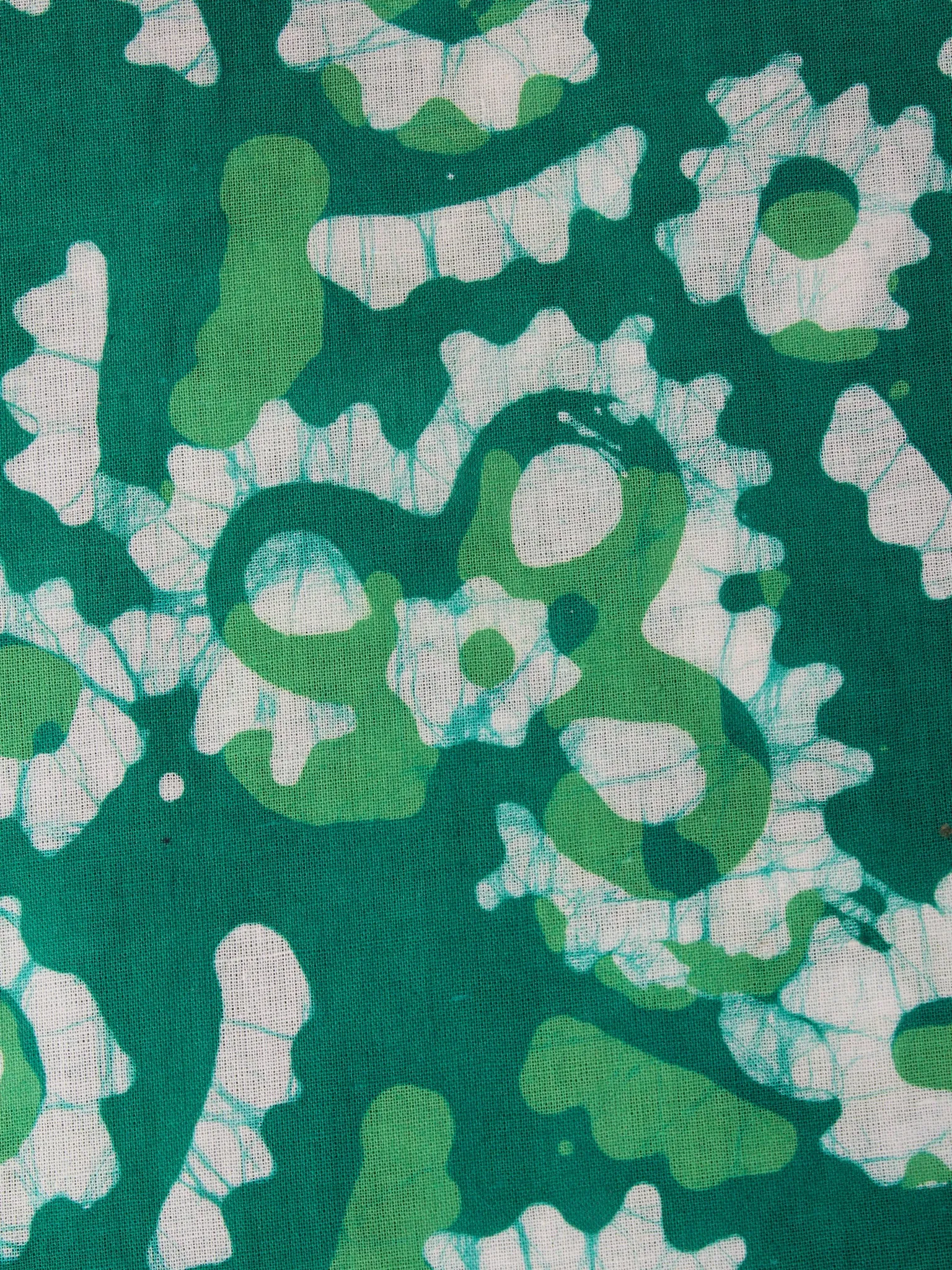 Green White Hand Block Printed Cotton Fabric Per Meter - F0916323