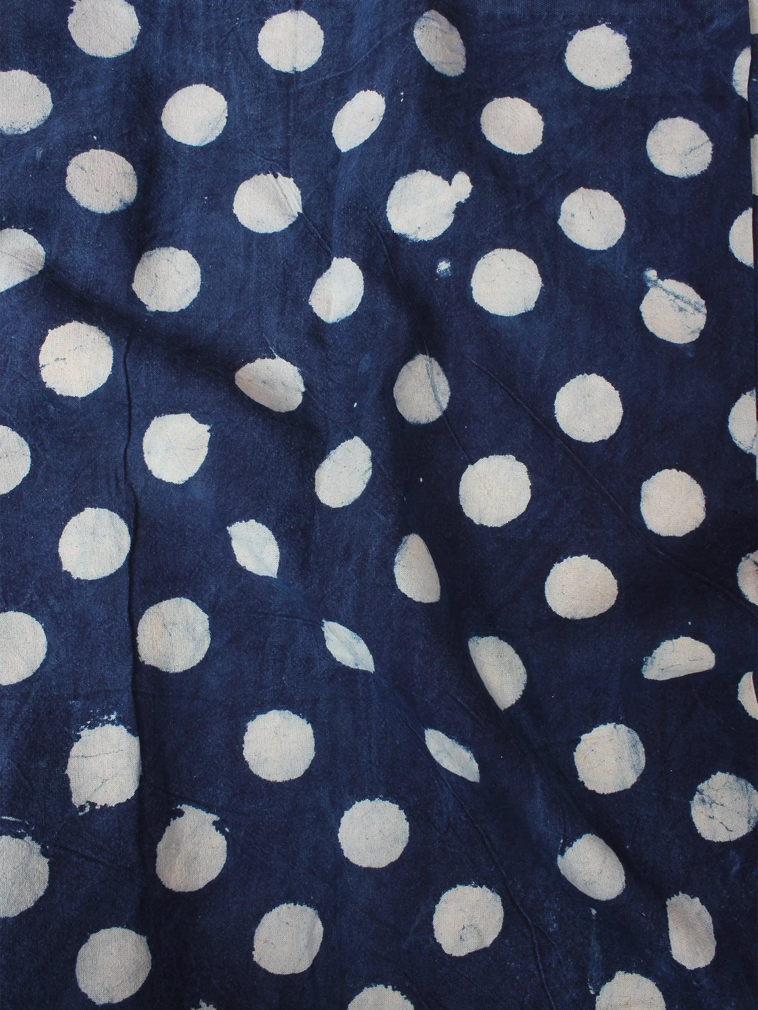 Indigo White Hand Block Printed Cotton Cambric Fabric Per Meter - F0916405