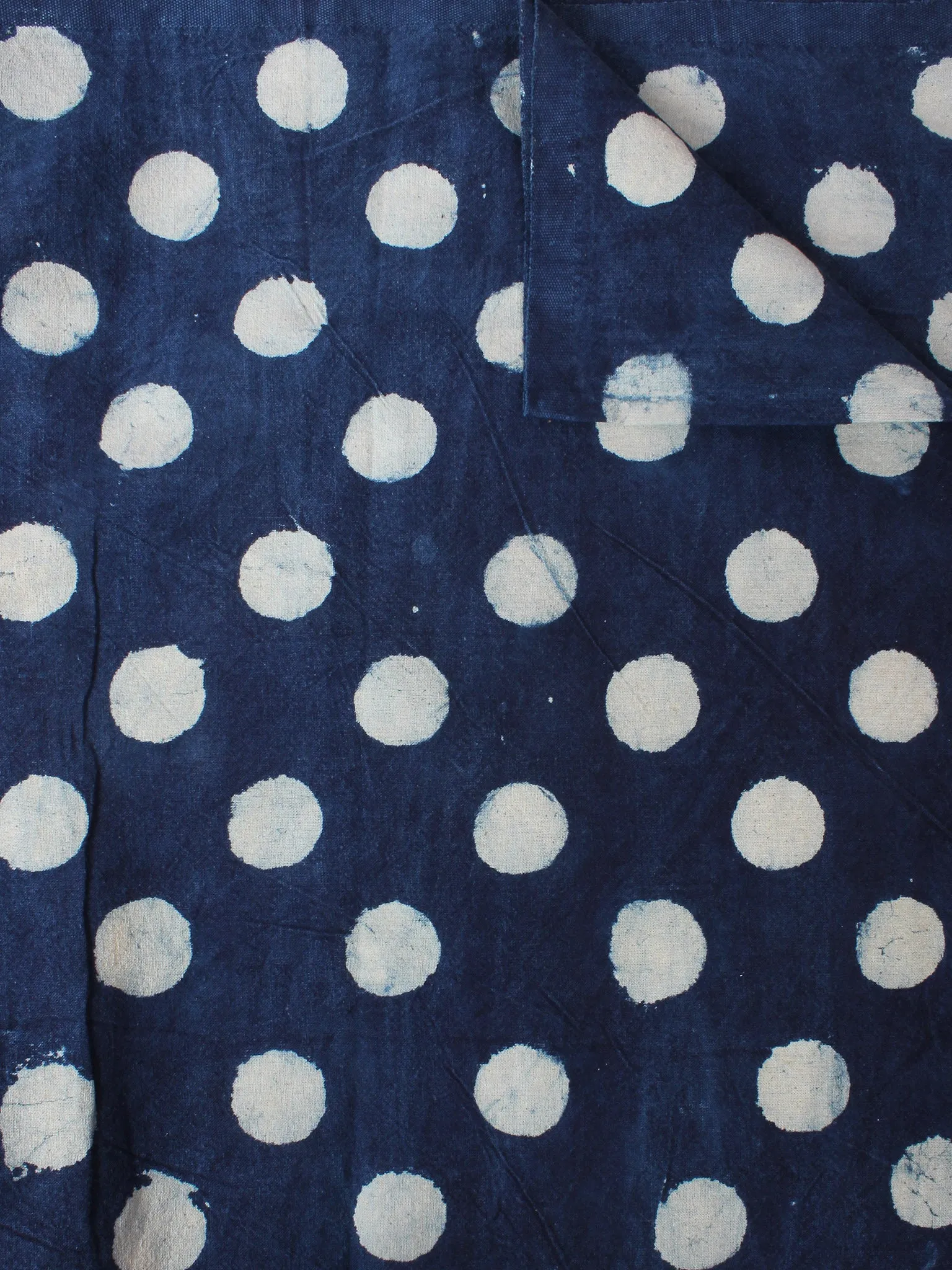 Indigo White Hand Block Printed Cotton Cambric Fabric Per Meter - F0916405