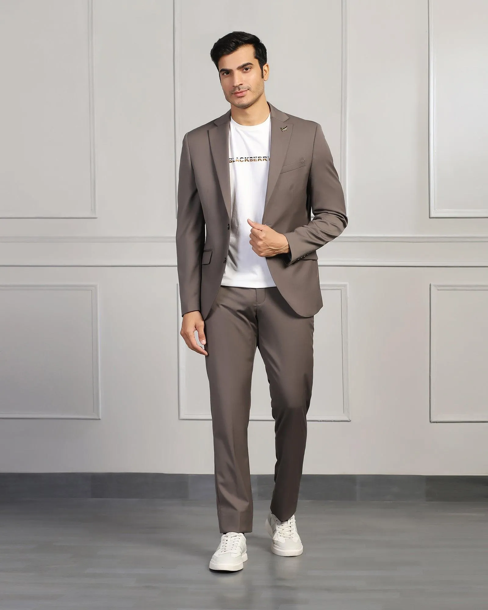 Luxe Three Piece Dark Grey Solid Formal Suit - Keno