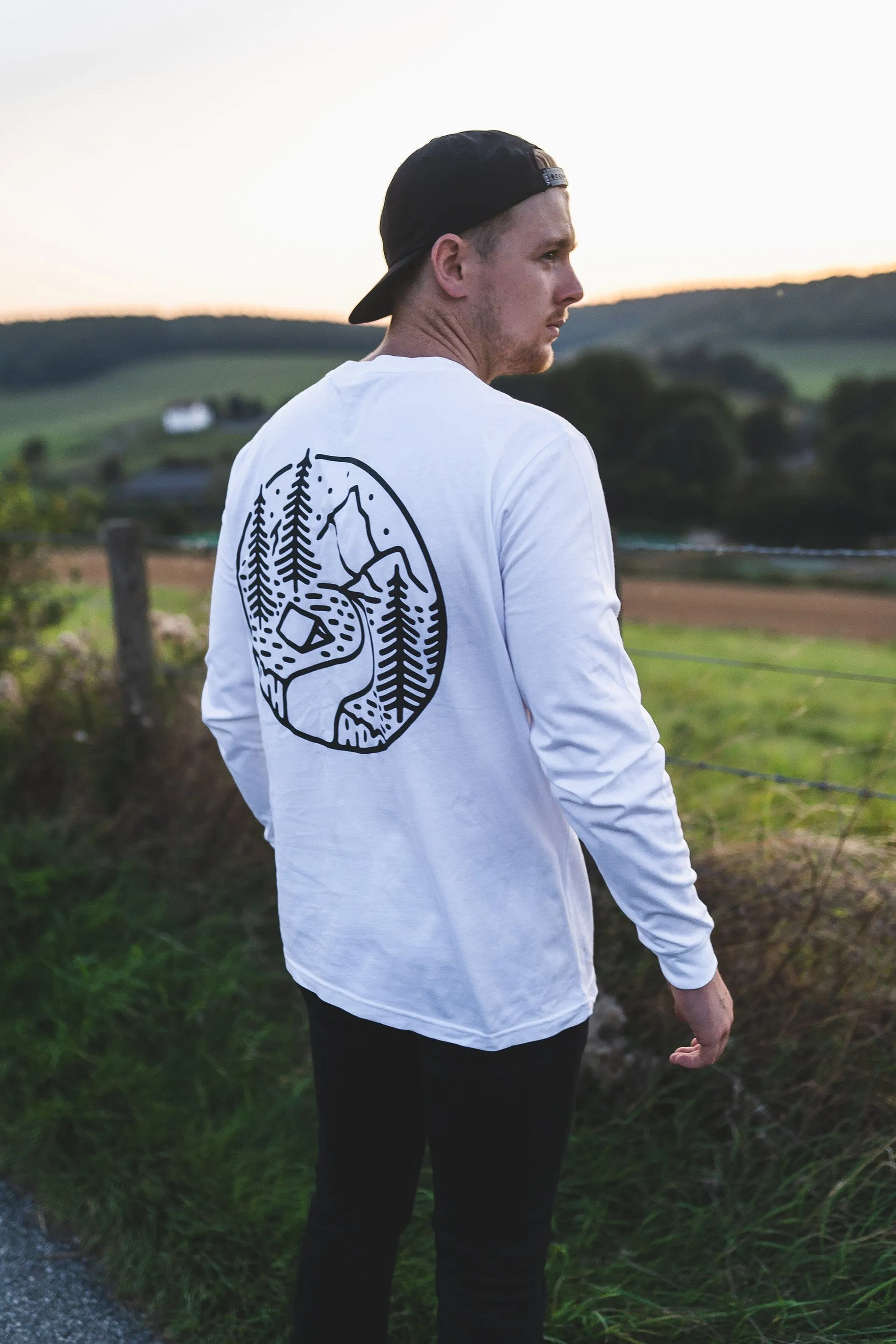 Men's Longsleeve T-shirt | Into The Wilderness