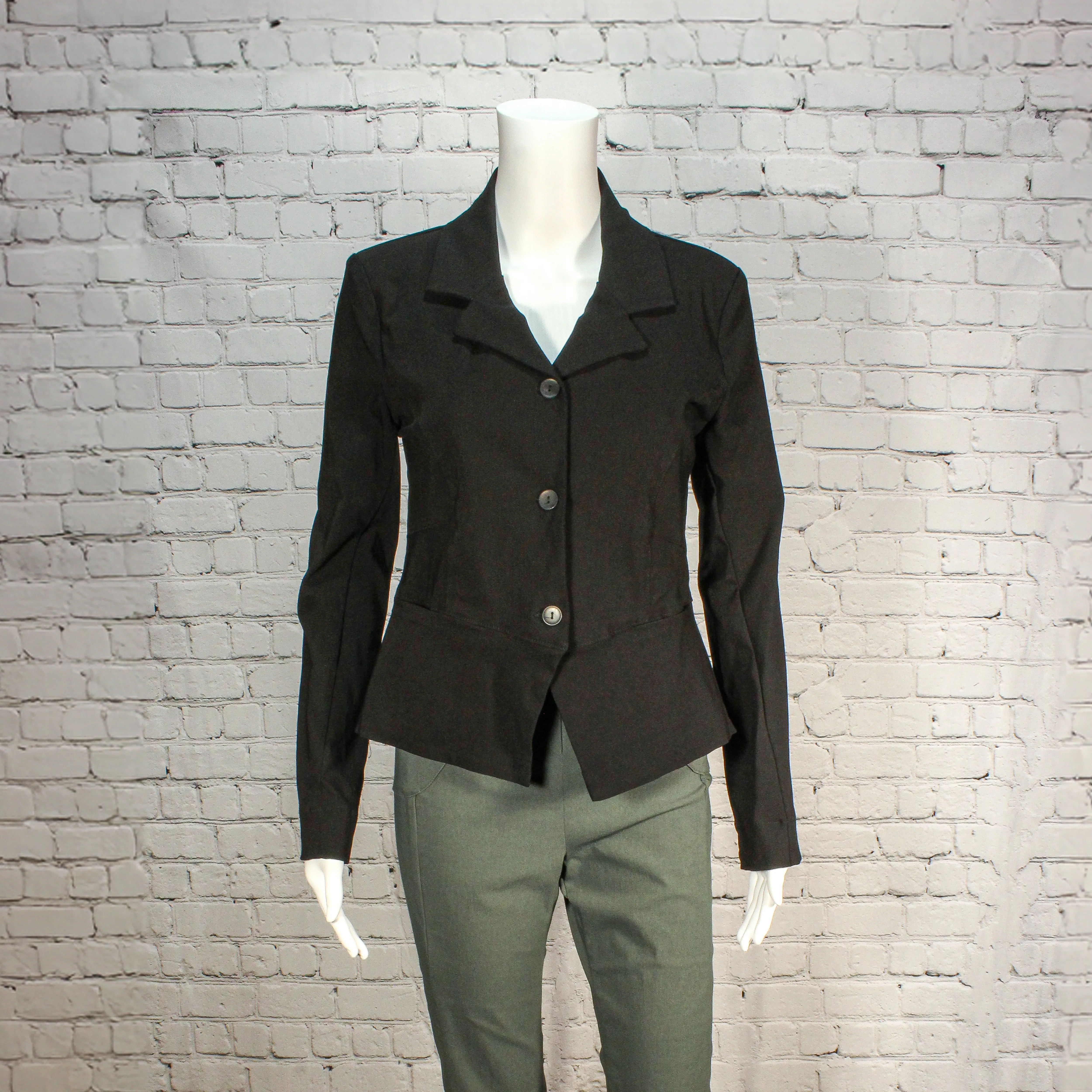 NEW! Atlantis Jacket in Black by Porto